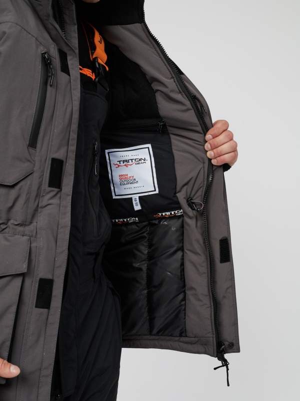 14.06 Tritongear00931